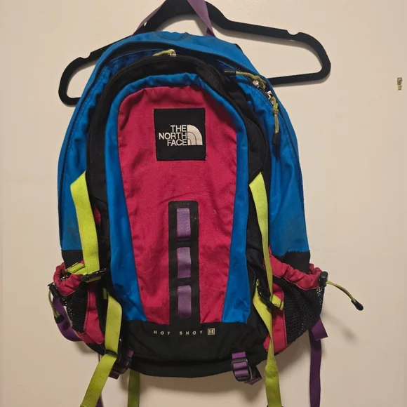 RARE The North Face Hot Shot SE Backpack - Picture 1 of 10